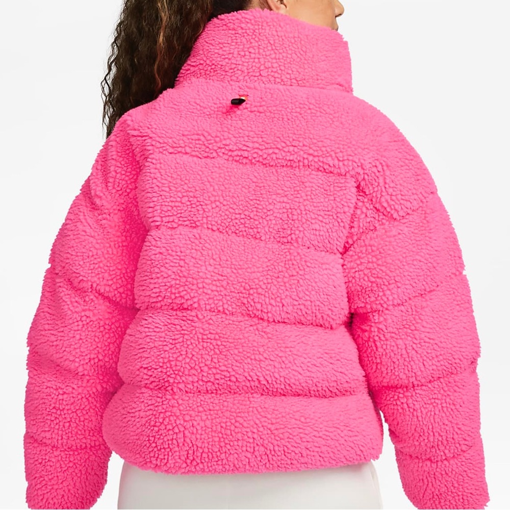 Nike Sportswear Therma-FIT City Series
Synthetic Fill High-Pile Fleece Jacket - Picture 3 of 6